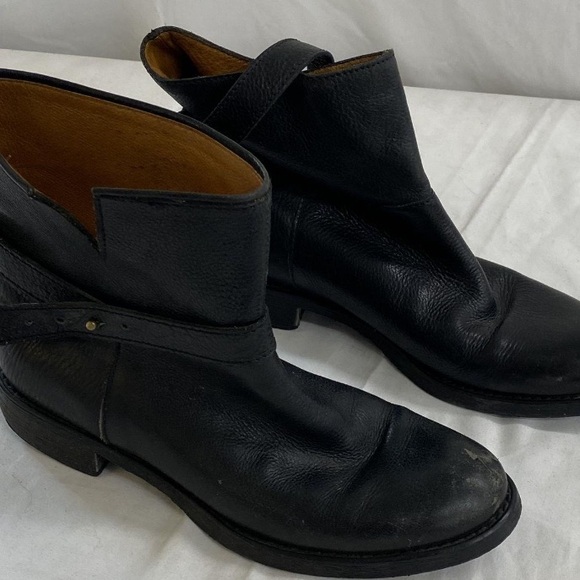 Madewell Shoes - Madewell Women’s Black Leather Buckle Ankle Boots Size 7